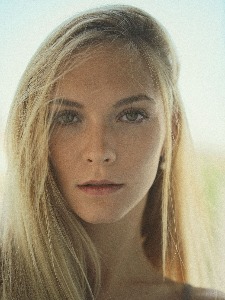 Aneliya — Model in Bologna | Eye On Model