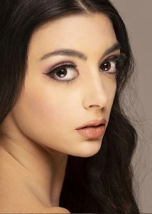 Hilary — Model in Milano | Eye On Model
