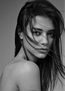 Elisa  — Model in Brescia | Eye On Model