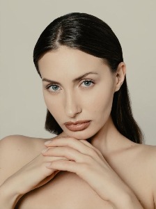 Yana — Model in Torino | Eye On Model