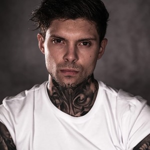  JONATHAN  — Model in Lione | Eye On Model