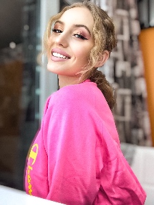 DIANA — Model in București | Eye On Model