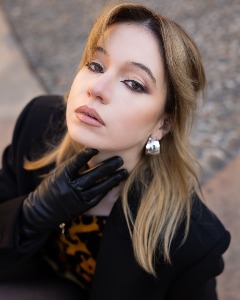 Silvia — Model in Milano | Eye On Model