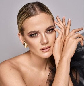 MADLI — Model in Greater London | Eye On Model