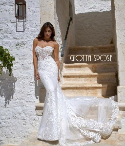 Martina — Female Model of the Week | Eye On Model
