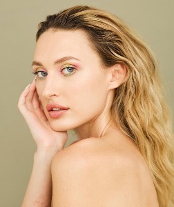 NADIIA — Model in Barcelona | Eye On Model
