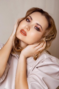 ELIZAVETA — Model in Dubai | Eye On Model
