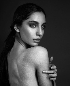 Sara — Model in Rho | Eye On Model