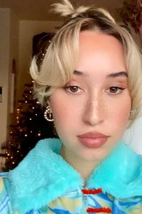 PAOLA — Model in Bs | Eye On Model