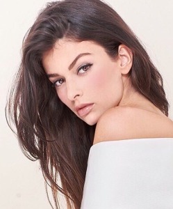 Beatrice — Model in Bologna | Eye On Model