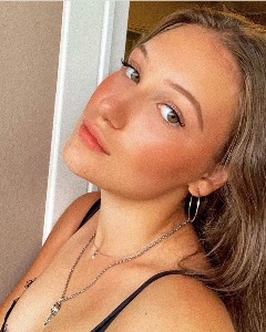 Martina — Model in Milano | Eye On Model