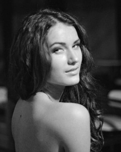 KAMILA — Model in Munich | Eye On Model