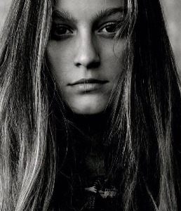 Virginia — Model in Introd | Eye On Model