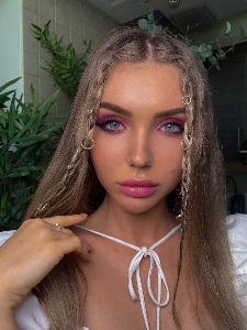 IRINA — Model in Дубай | Eye On Model