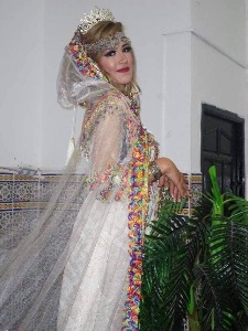 RANIA — Model in Duba&iuml; | Eye On Model