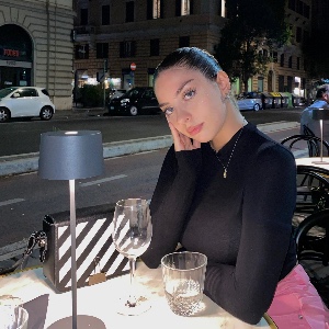 Sabrina — Model in Roma | Eye On Model