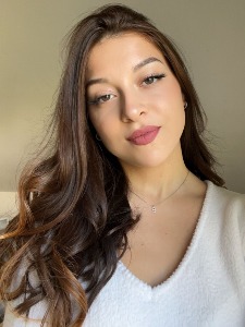 LARA — Model in Parndorf | Eye On Model