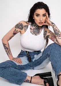 Lucrezia — Model in Brescia | Eye On Model