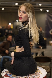 Weronika — Model in Entratico | Eye On Model