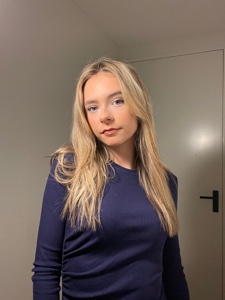 MONICA — Model in Den Haag | Eye On Model