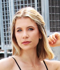 Anna — Model in Roma | Eye On Model