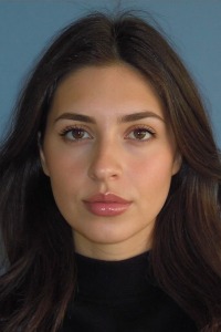 Emma — Model in Milano | Eye On Model