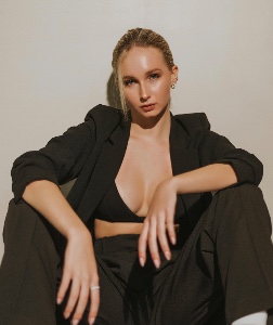 SANDRA — Model in Uzhhorod | Eye On Model