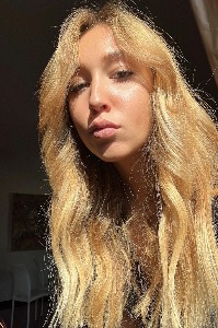 Lucrezia — Model in Milano | Eye On Model