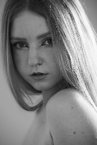 Anna — Model in Milano | Eye On Model