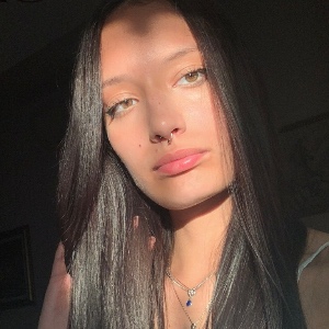 Michela — Model in Casterno | Eye On Model