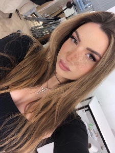 ATHINA — Model in &Theta;&epsilon;&sigma;&sigma;&alpha;&lambda;&omicron;&nu;ί&kappa;&eta; | Eye On Model