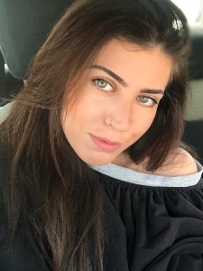 Laura — Model in Milano | Eye On Model