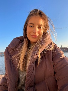 LUZ — Model in Wien | Eye On Model