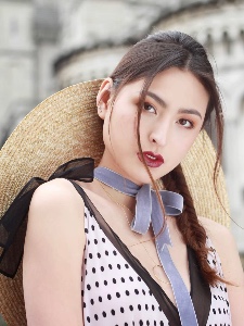 SYAN — Model in Paris | Eye On Model