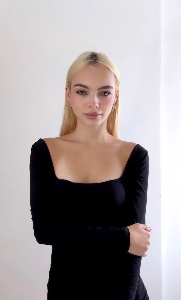 Carina — Model in Buccinasco | Eye On Model