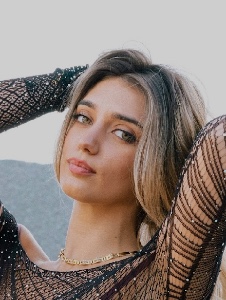 Giulia — Model in Porto Ceresio | Eye On Model