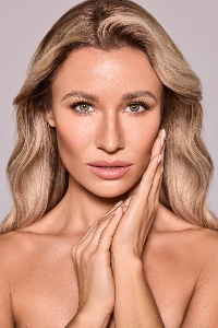 ELISA — Model in Hamburg | Eye On Model