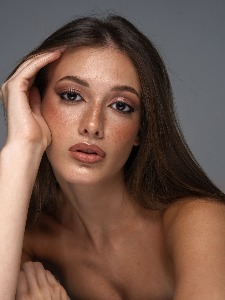Anna — Model in Maranello | Eye On Model