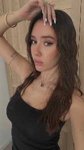 Giorgia — Model in Milano | Eye On Model