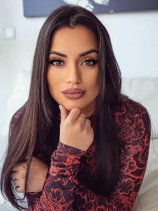MARIA TERESA — Model in Niederdorfelden | Eye On Model