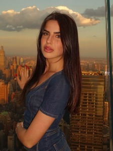 Aurora — Model in Milano | Eye On Model
